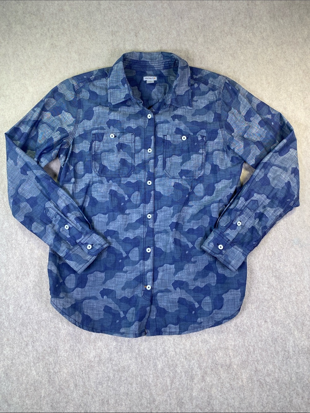 Carhartt Womens Blue Camouflage Long-Sleeve Button-Down Shirt Size M (8/10)โ